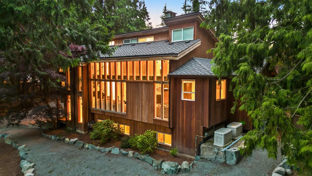 Exterior Rear Photo of 25011 Ferguson Avenue, Maple Ridge, BC