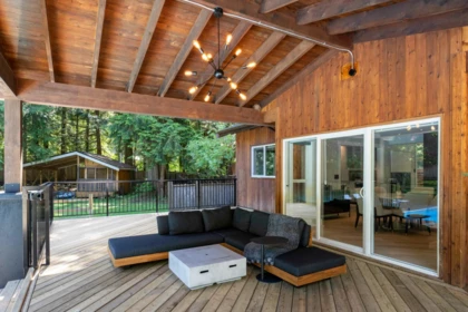 Swimming Pool Photo of 25011 Ferguson Avenue, Maple Ridge, BC