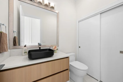 Laundry Room Photo of 14419 17a Avenue, Surrey, BC