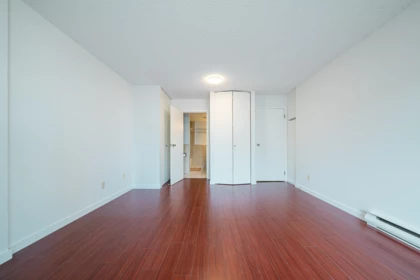 Office / Den Photo of 215 5932 Patterson Avenue, Burnaby, BC