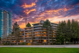 215 5932 Patterson Avenue, Burnaby, BC