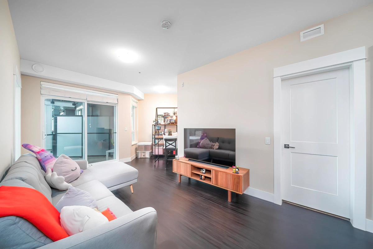 Family Room Photo of 4520 2180 Kelly Avenue, Port Coquitlam, BC