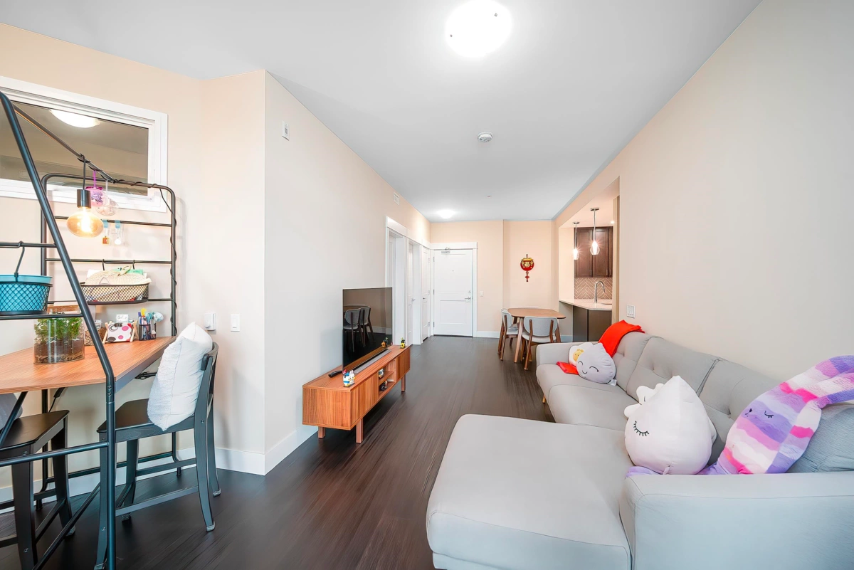 Living Room Photo of 4520 2180 Kelly Avenue, Port Coquitlam, BC