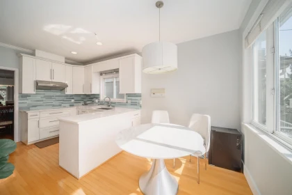 Breakfast Nook Photo of 2726 W 42nd Avenue, Vancouver, BC