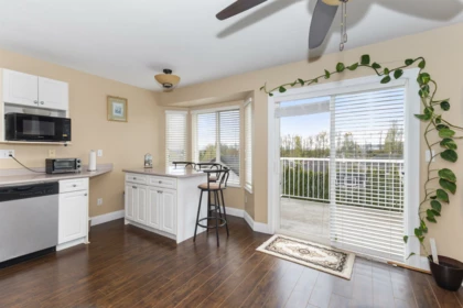 Breakfast Nook Photo of 3345 Siskin Drive, Abbotsford, BC