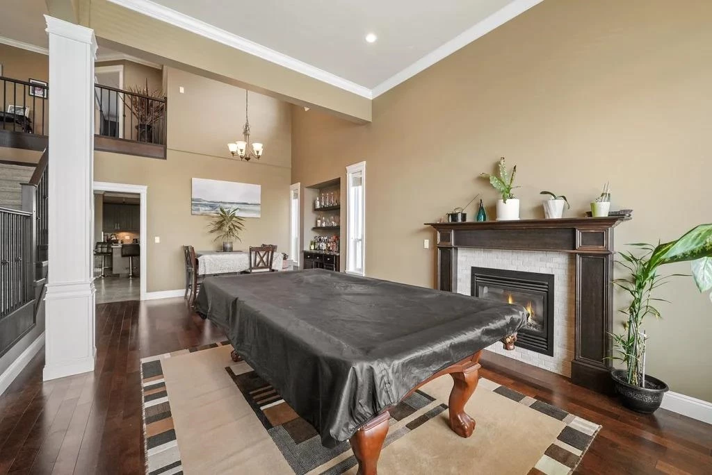 Dining Area Photo of 18927 54a Avenue, Surrey, BC
