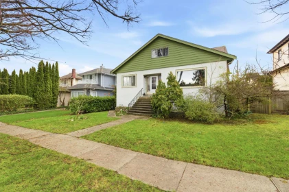 Kitchen Photo of 3346 W 21st Avenue, Vancouver, BC