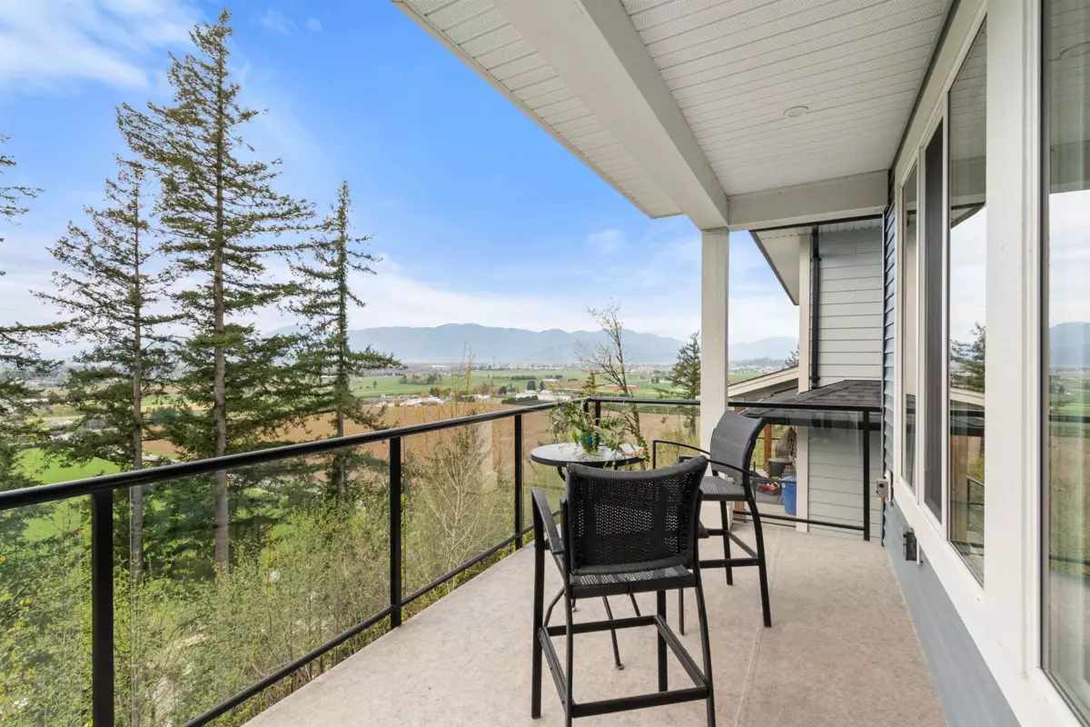 Living Room Photo of 19 6262 Rexford Drive, Chilliwack, BC