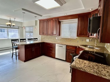 Kitchen Island Photo of 1544 W 68th Avenue, Vancouver, BC