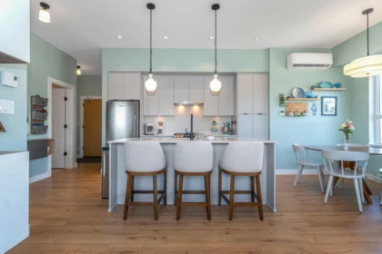 Loft / Bonus Room Photo of 505 2493 Montrose Avenue, Abbotsford, BC