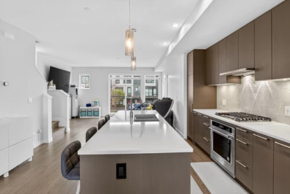 Kitchen Island Photo of 105 4662 Hemlock Way, Tsawwassen, BC