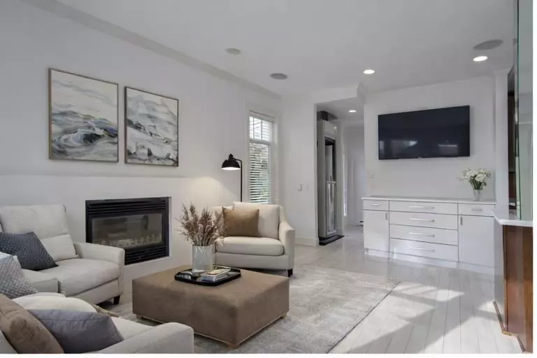 Family Room Photo of 9 4780 55b Street, Delta, BC