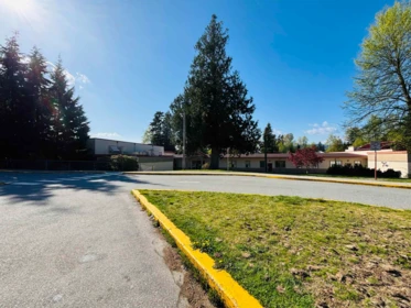 Garden / Landscaping Photo of 33475 Cherry Avenue, Mission, BC
