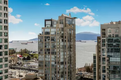 2306 1480 Howe Street, Vancouver, BC, Vancouver — Apartment/Condo for sale