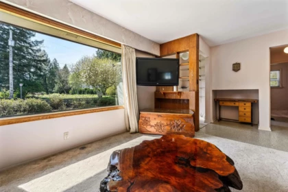 455 Pine Avenue, Harrison Hot Springs, BC, Harrison Hot Springs — Single Family Residence for sale