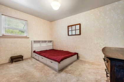 Office / Den Photo of 455 Pine Avenue, Harrison Hot Springs, BC