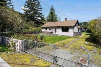 Street View Photo of 455 Pine Avenue, Harrison Hot Springs, BC
