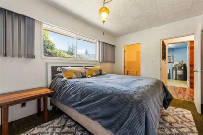 Walk-In Closet Photo of 455 Pine Avenue, Harrison Hot Springs, BC