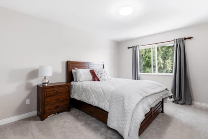 Office / Den Photo of 1381 Oxford Street, Coquitlam, BC