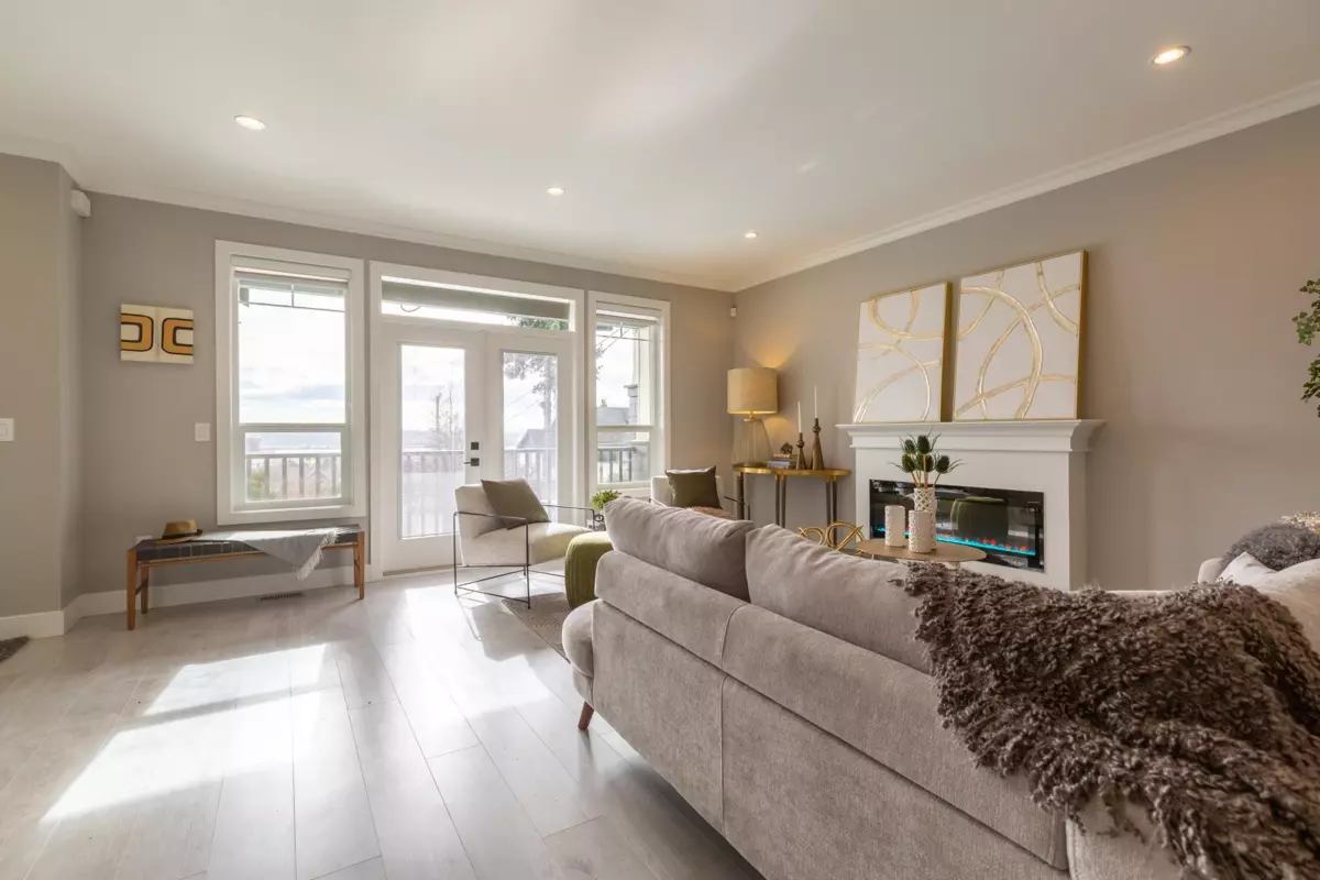 Family Room Photo of 101 1211 Thomas Avenue, Coquitlam, BC