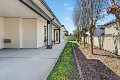 Garden / Landscaping Photo of 9631 Saunders Road, Richmond, BC