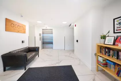 103 2666 Duke Street, Vancouver, BC, Vancouver — Apartment/Condo for sale