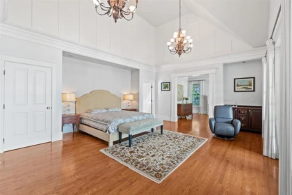 Staircase Photo of 13685 30 Avenue, Surrey, BC