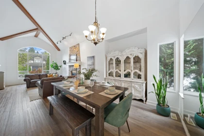 Kitchen Island Photo of 10519 Slatford Street, Maple Ridge, BC