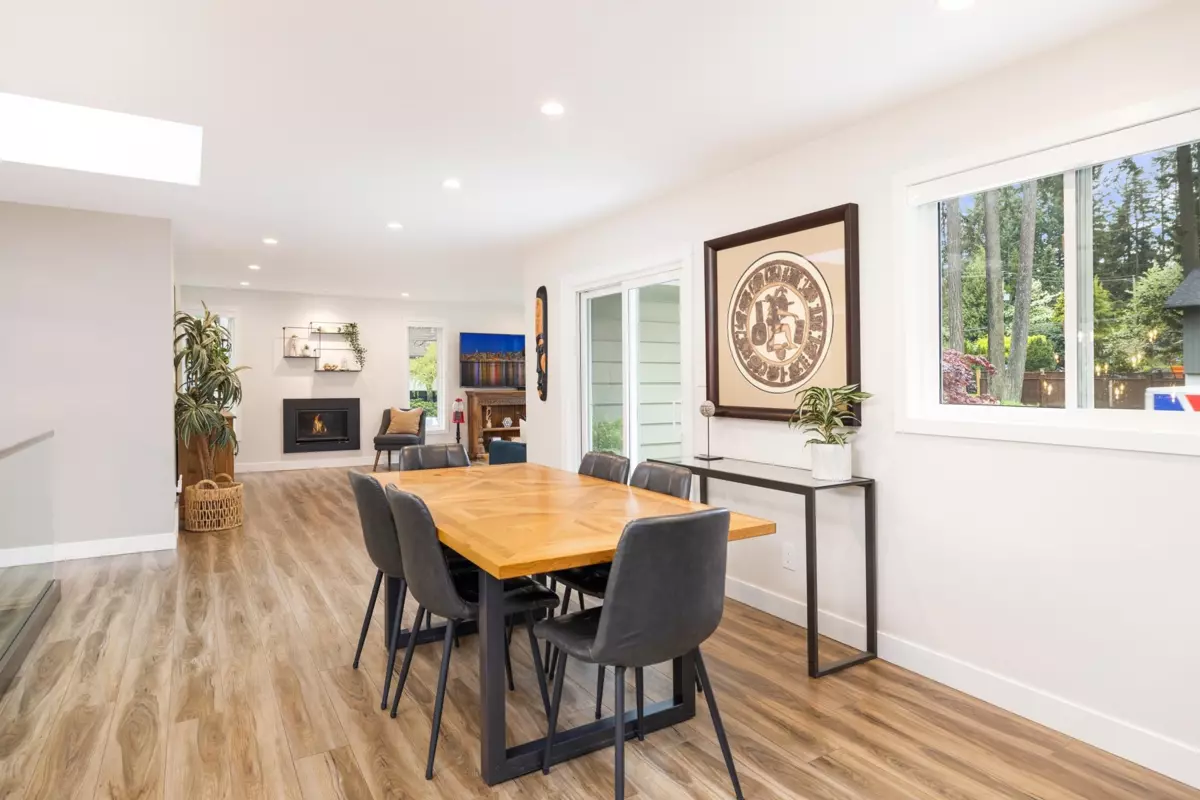 Dining Area Photo of 2511 Boswell Avenue, North Vancouver, BC
