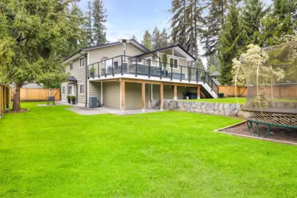 Backyard Photo of 2511 Boswell Avenue, North Vancouver, BC