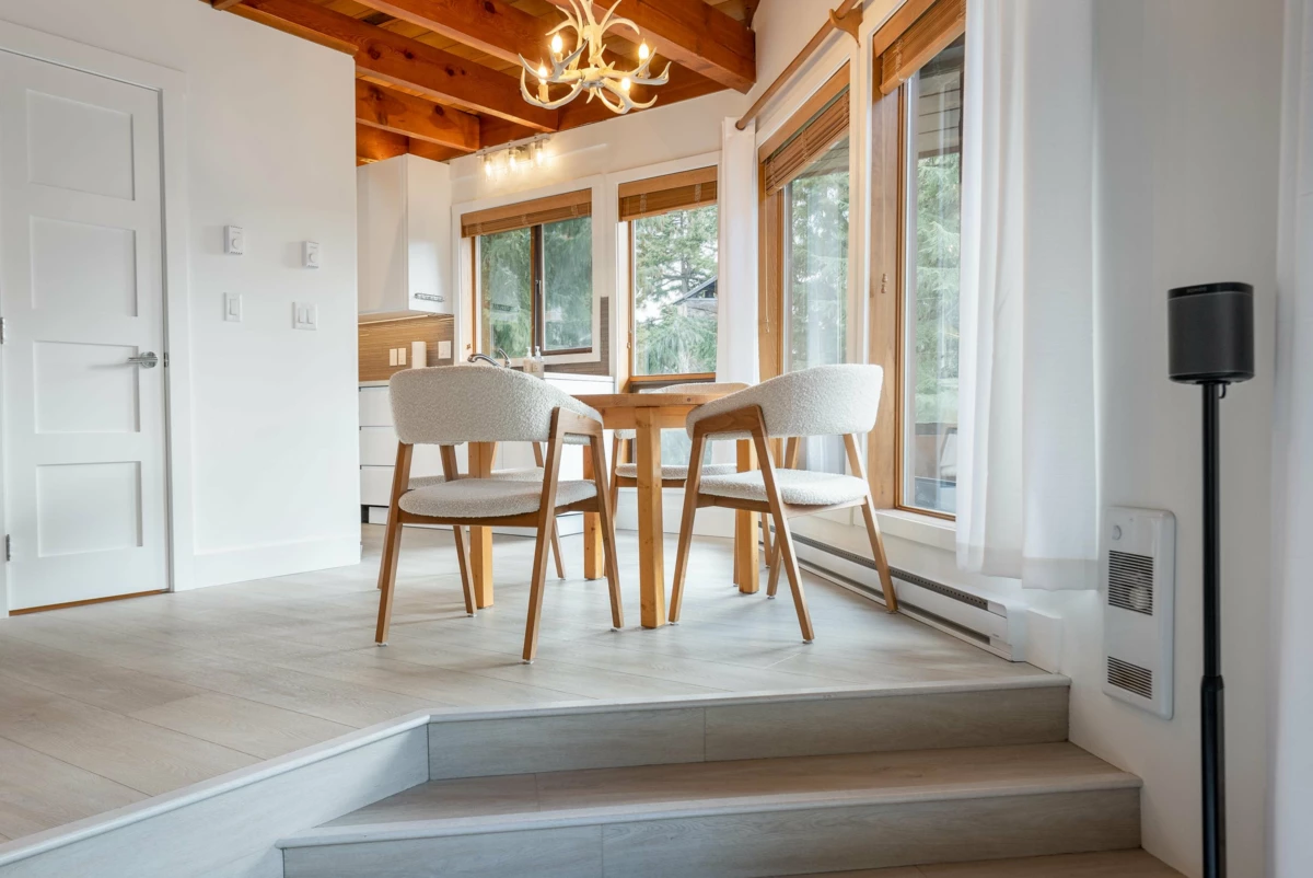 Dining Area Photo of 206 6117 Eagle Drive, Whistler, BC