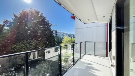 Hallway Photo of 313 5168 Cambie Street, Vancouver, BC