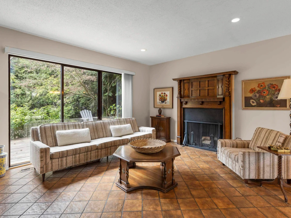 Dining Area Photo of 3956 W 38th Avenue, Vancouver, BC