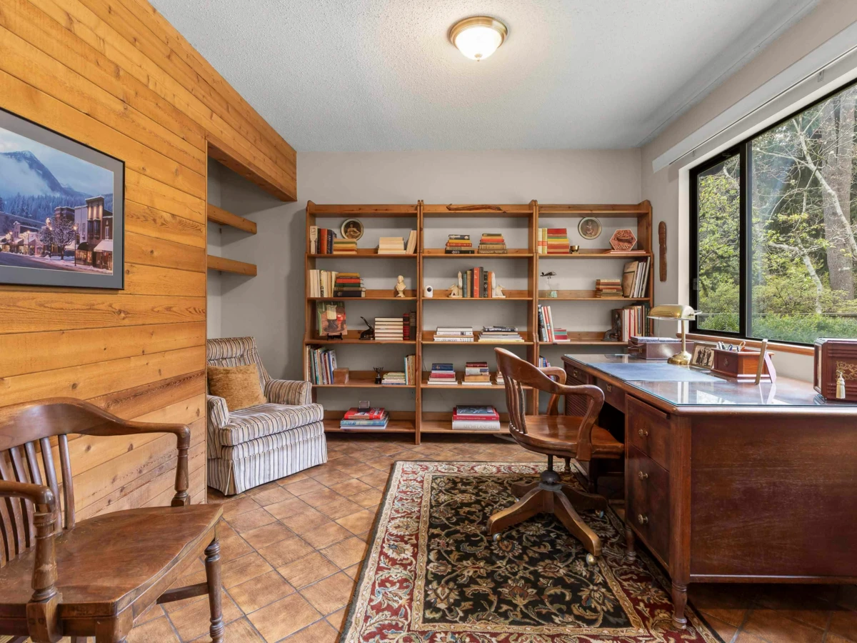 Family Room Photo of 3956 W 38th Avenue, Vancouver, BC
