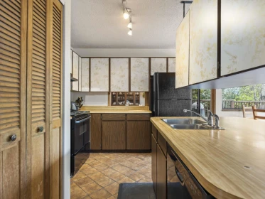 Breakfast Nook Photo of 3956 W 38th Avenue, Vancouver, BC