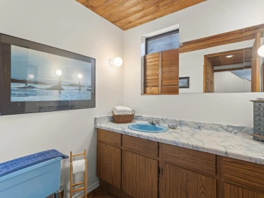 Walk-In Closet Photo of 3956 W 38th Avenue, Vancouver, BC