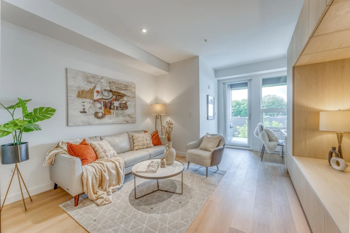 Family Room Photo of 512 2471 St. George Street, Vancouver, BC