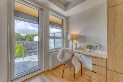 Office / Den Photo of 512 2471 St. George Street, Vancouver, BC