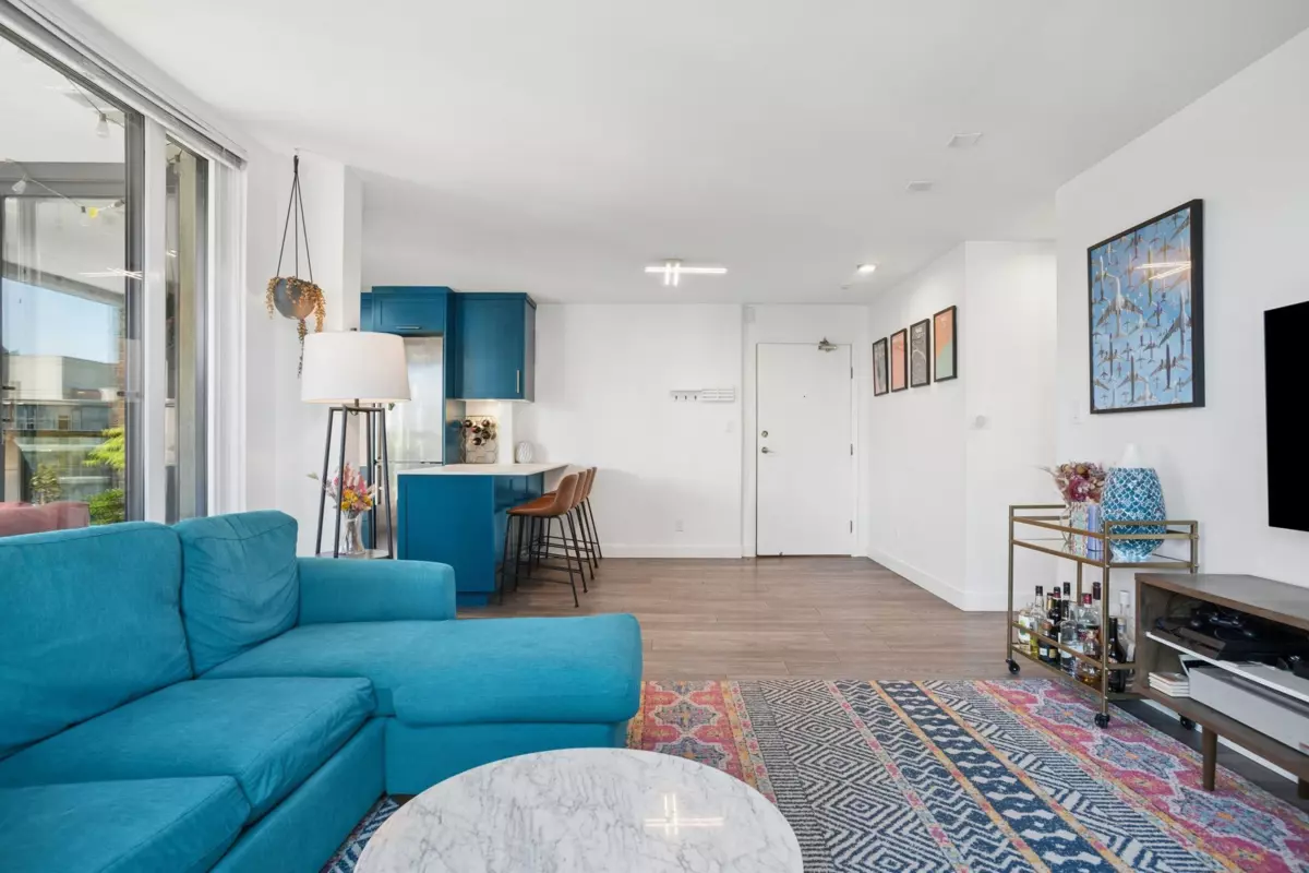 Family Room Photo of 1604 1010 Burnaby Street, Vancouver, BC