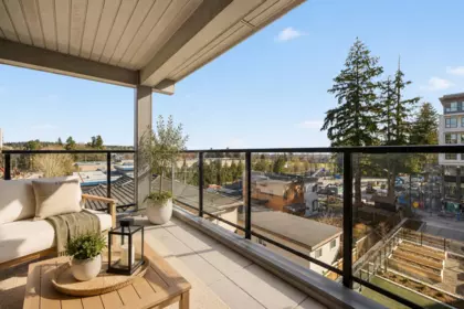 Guest Bathroom Photo of 319 13458 95 Avenue, Surrey, BC
