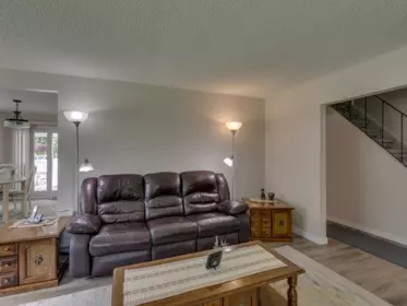 Breakfast Nook Photo of 10273 Parke Road, Mission, BC