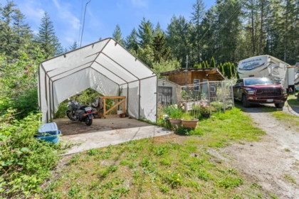 Garden / Landscaping Photo of 13262 Porters Road, Madeira Park, BC