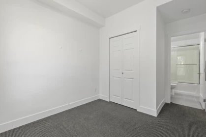 Entry Foyer Photo of 108 13978 Fraser Highway, Surrey, BC