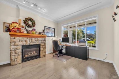 Kitchen Island Photo of 3531 Johnson Avenue, Richmond, BC