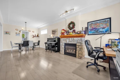 Kitchen Photo of 3531 Johnson Avenue, Richmond, BC