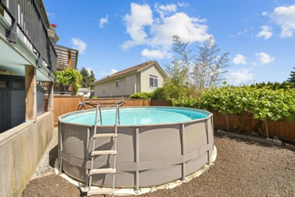 Community Amenities Photo (Clubhouse) of 2814 Woodland Drive, Langley, BC