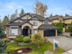 16416 92a Avenue, Surrey, BC