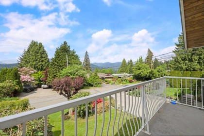 Entry Foyer Photo of 2322 Huron Drive, Coquitlam, BC