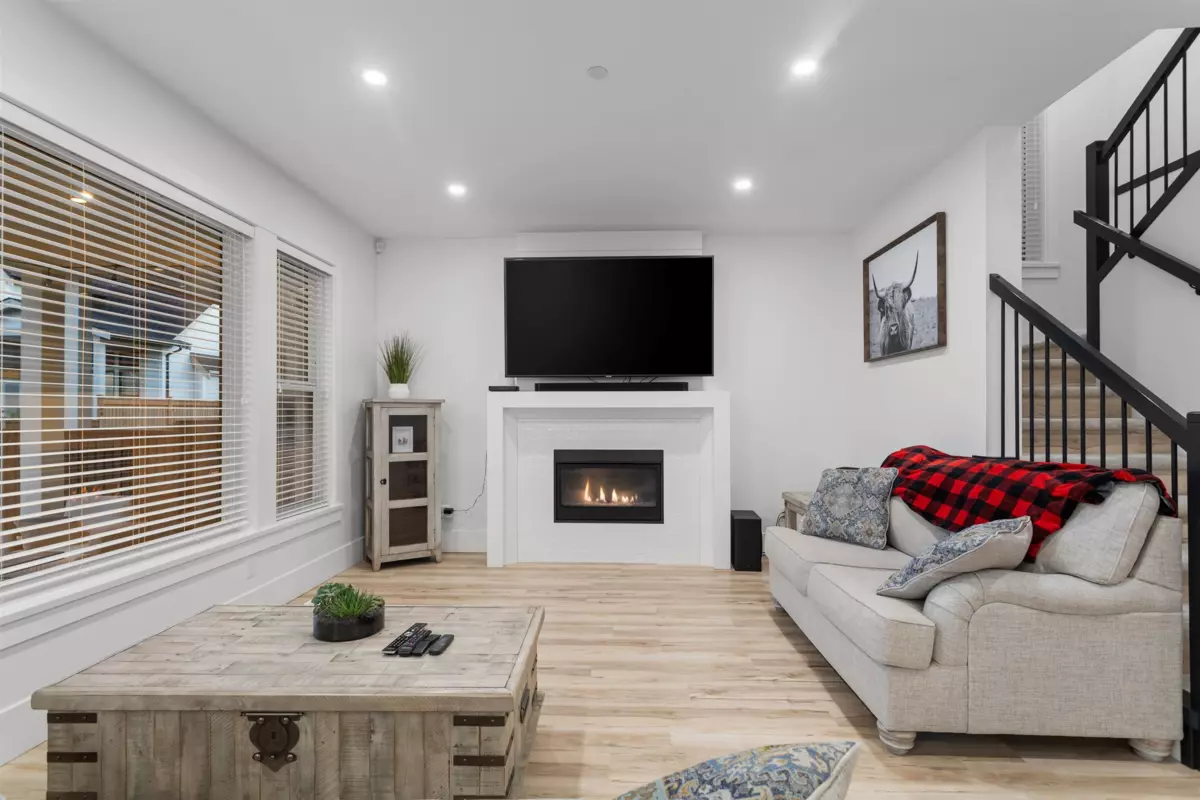 Living Room Photo of 39 46211 Promontory Road, Chilliwack, BC