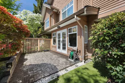 Garden / Landscaping Photo of 7 5201 Oakmount Crescent, Burnaby, BC